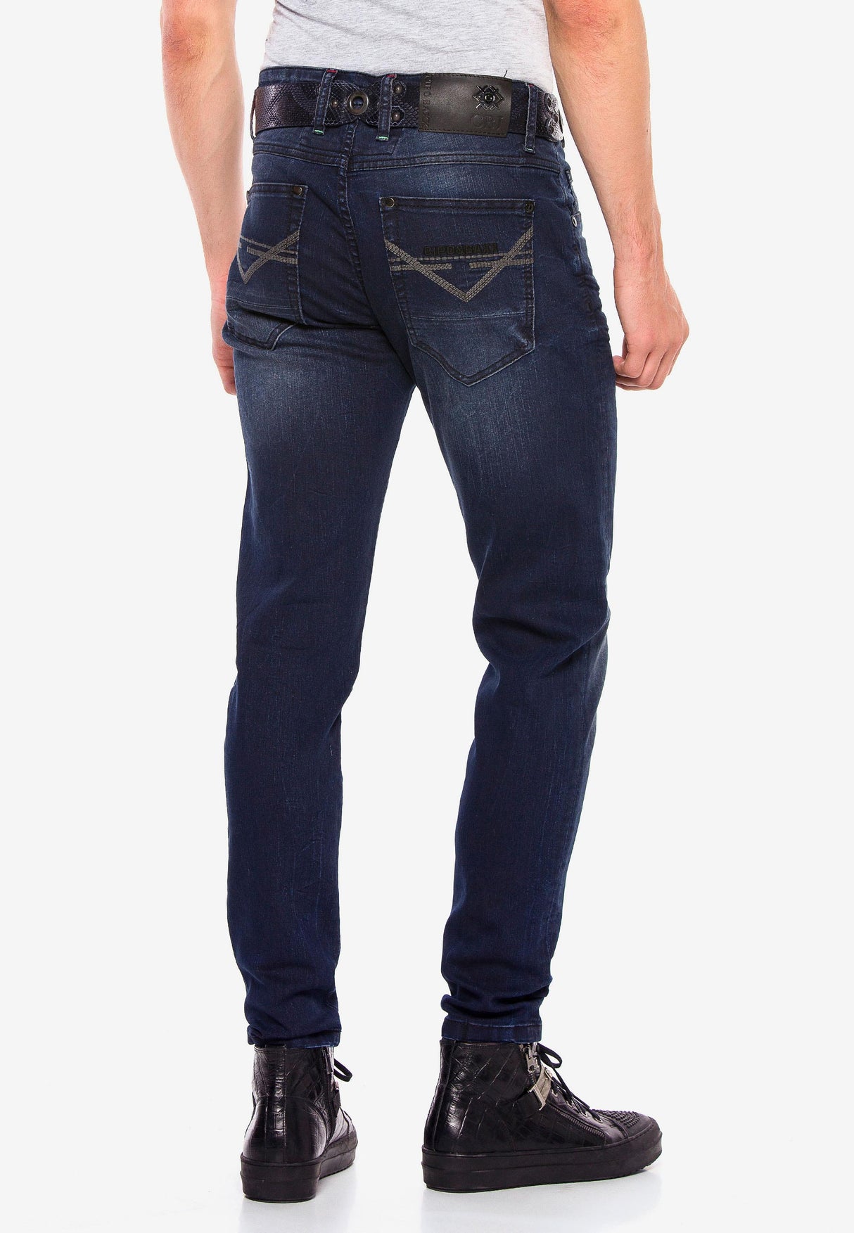 CD540 Jeans para hombres en corte delgado