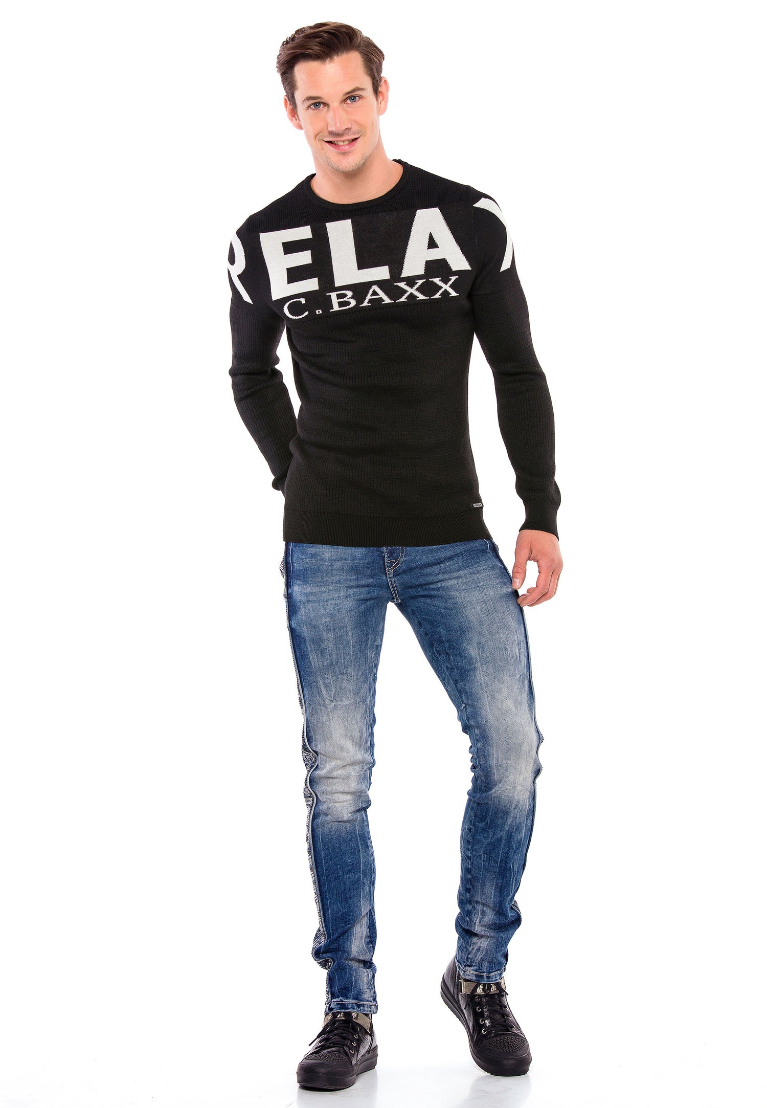 CP202 sweter męski z napisem