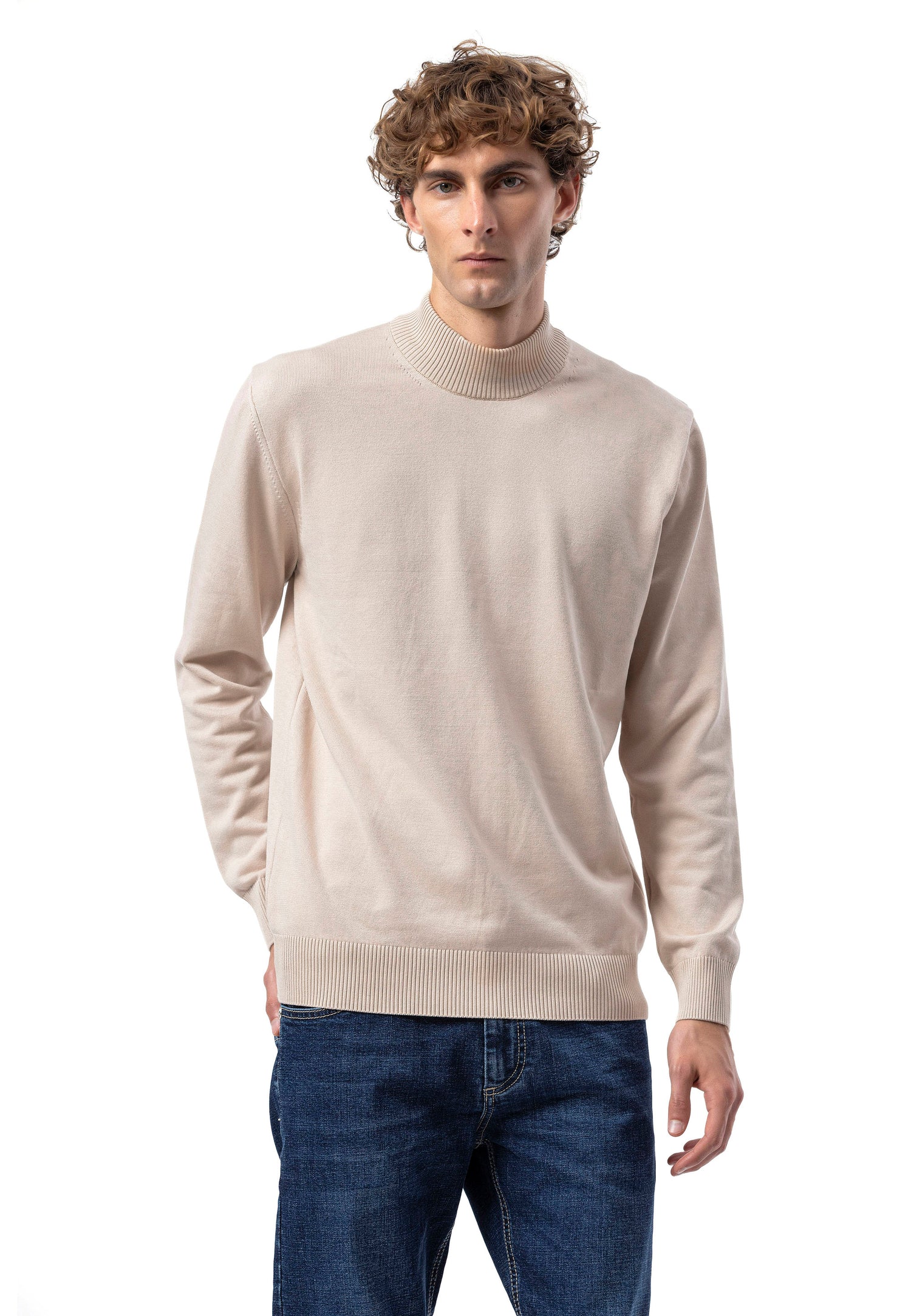 BP201 Pull homme avec col montant – Coupe régulière