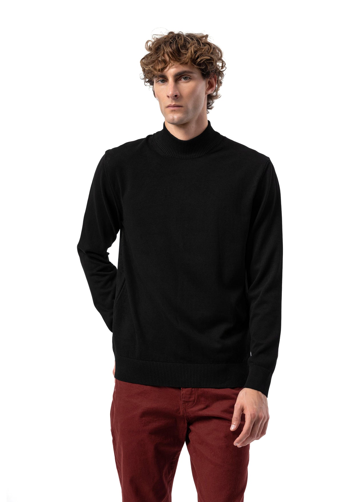 BP201 Pull homme avec col montant – Coupe régulière