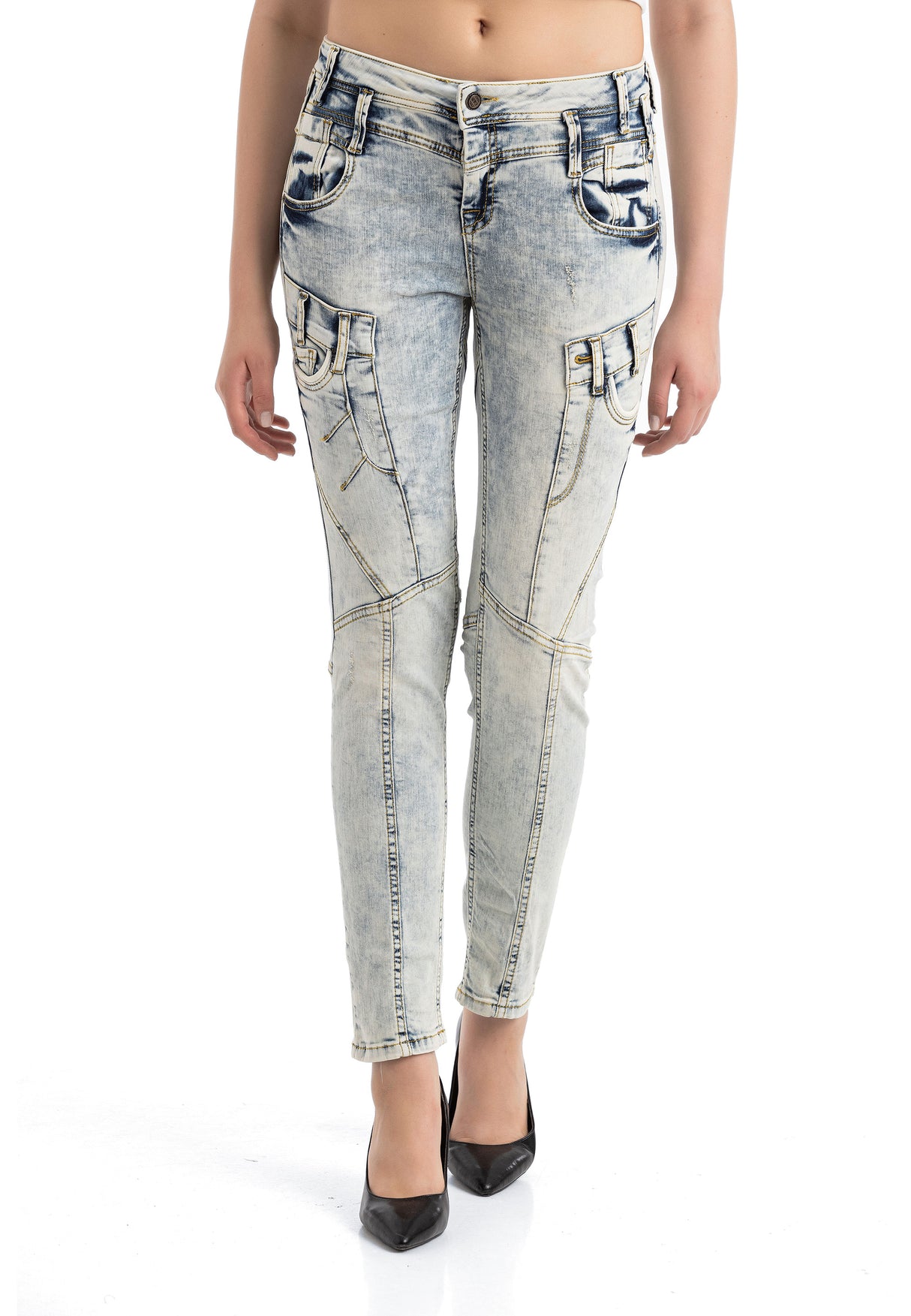 WD216 Women Comfortable Jeans in the fashionable washing of Slim Fit