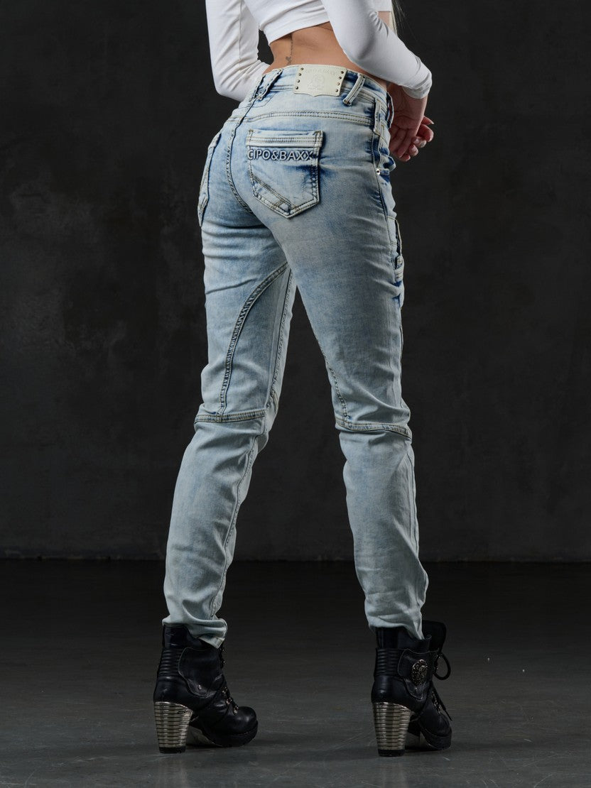 WD216 Women Comfortable Jeans in the fashionable washing of Slim Fit