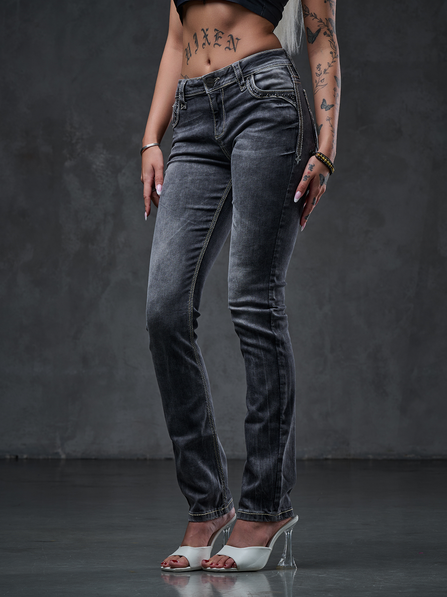 WD436 Women Slim-Fit Jeans con bordados llamativos
