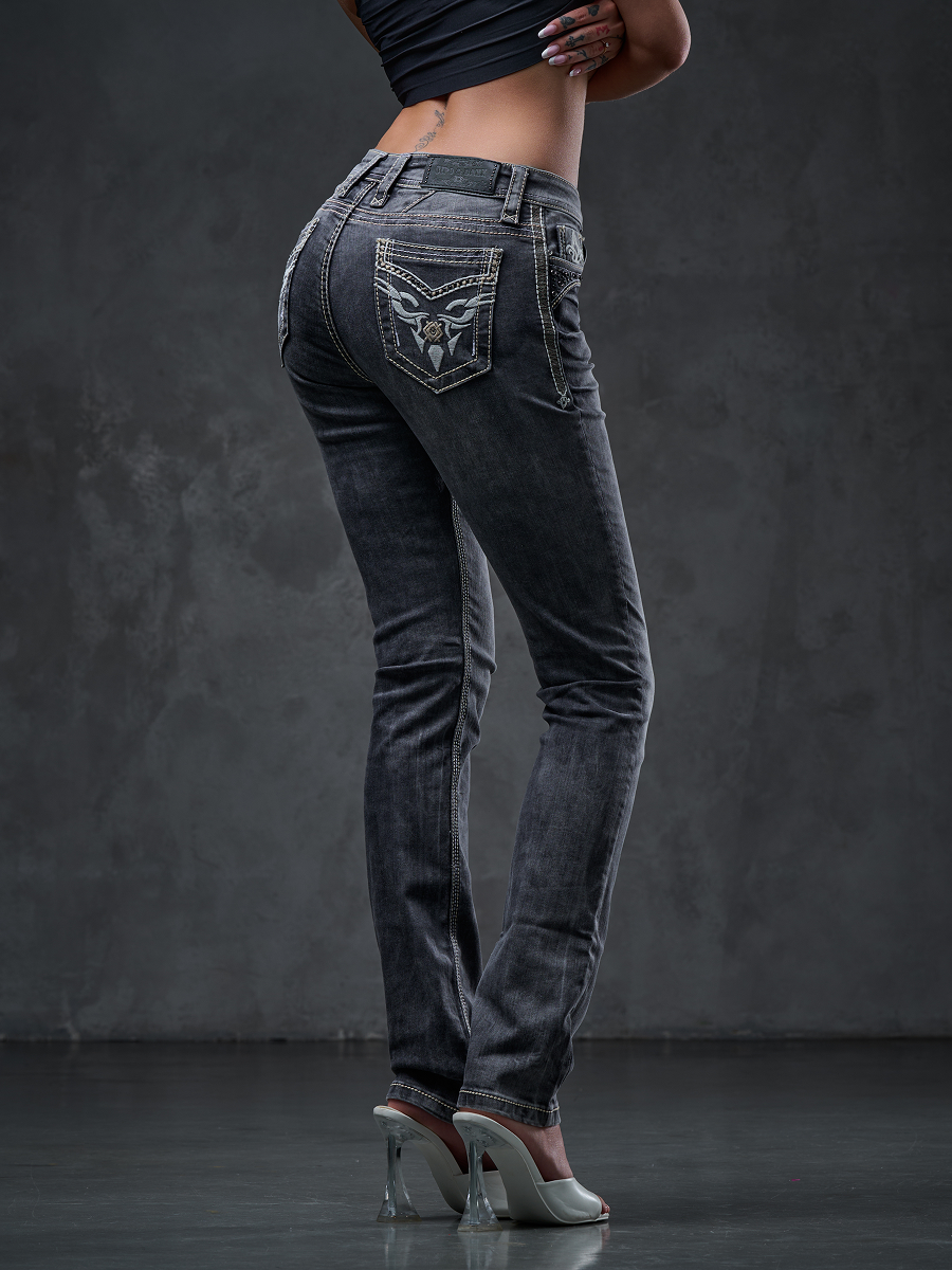 WD436 Women Slim-Fit Jeans con bordados llamativos