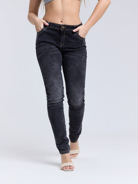 WD443 Women jeans in solid look