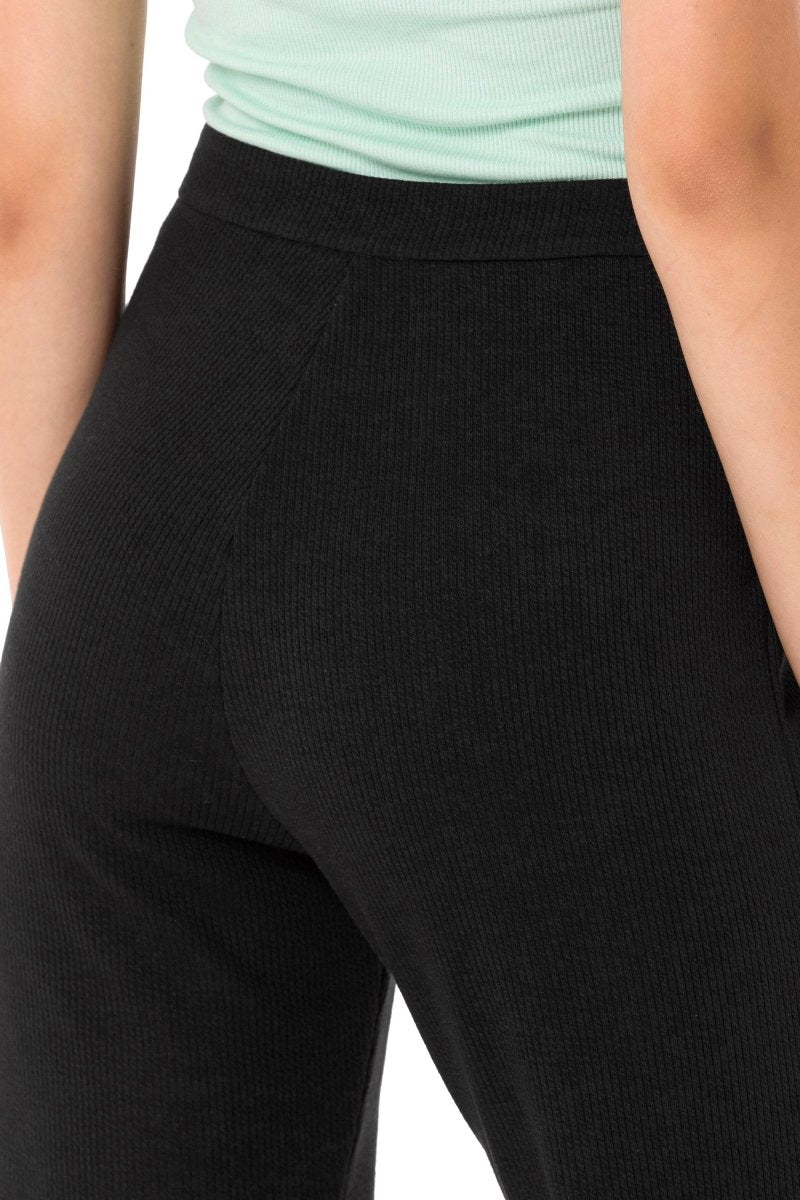 WD488 Stoffen Damesbroek met uitlopende Pijpen