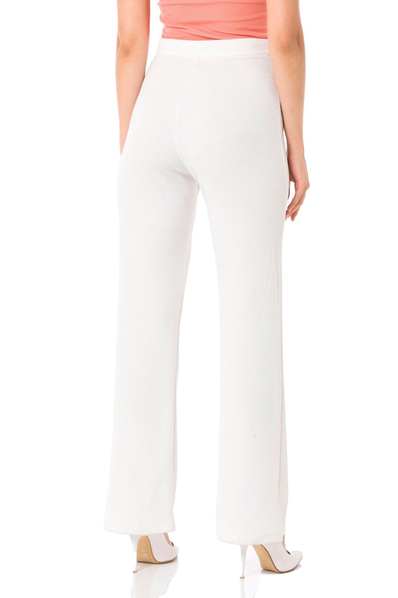 WD488 Stoffen Damesbroek met uitlopende Pijpen