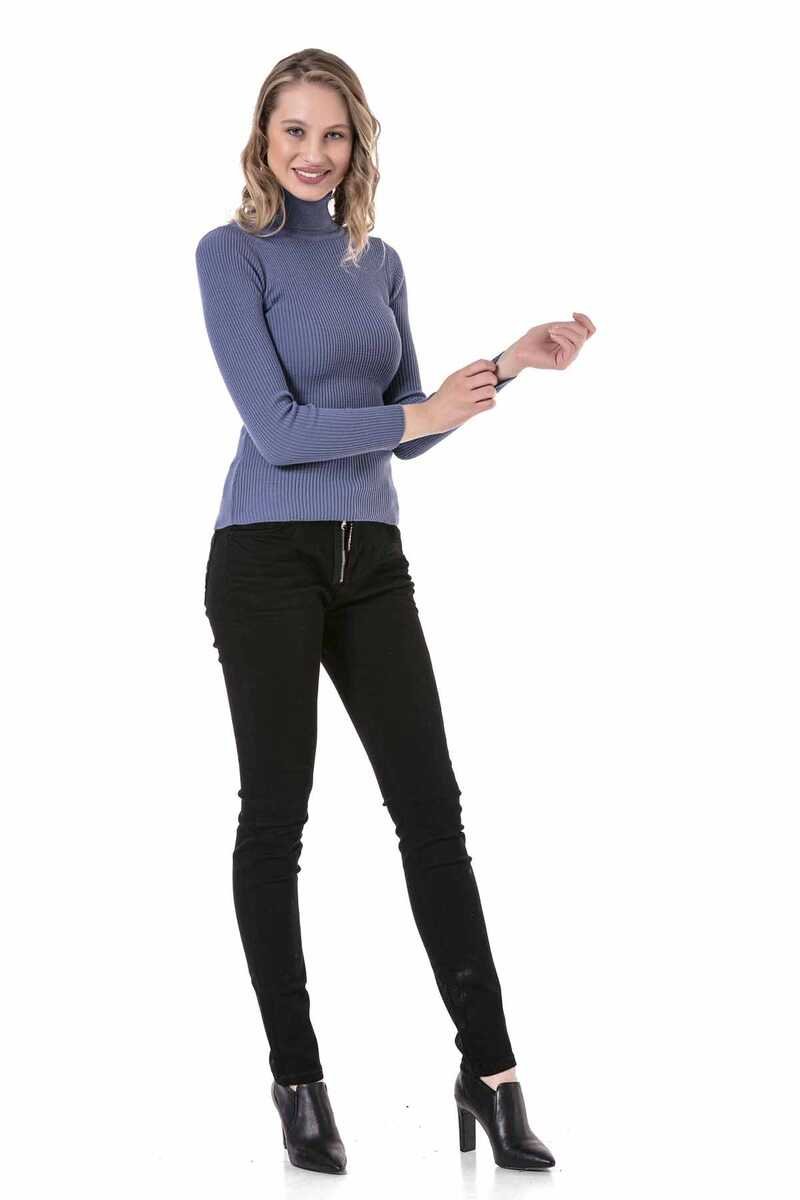 WP227 Signi di dolcevita da donna in design elegante