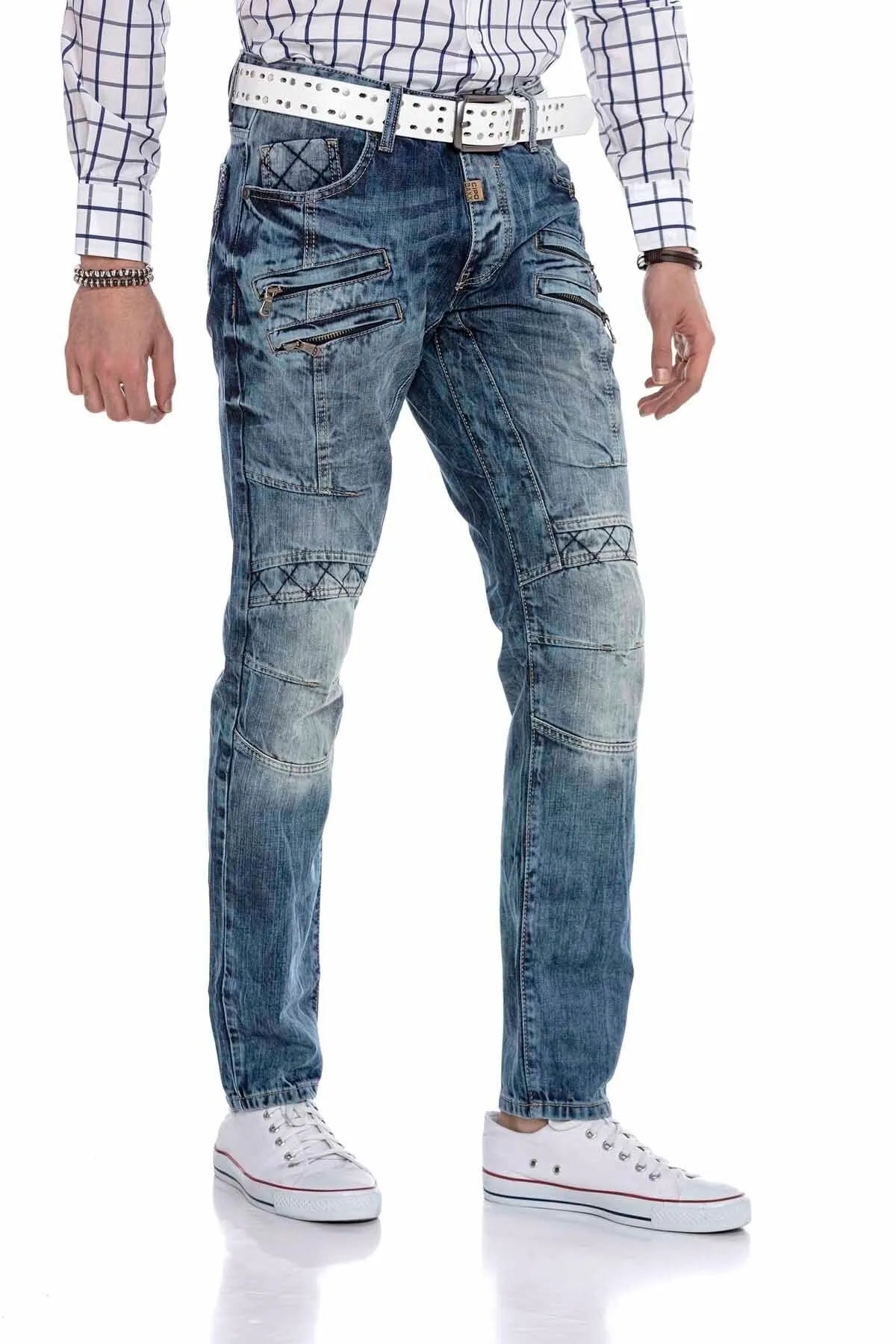 CD510 men's comfortable jeans with striking stitching