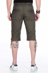CK168 Hombres capri en el aspecto tradicional de vestuario tradicional