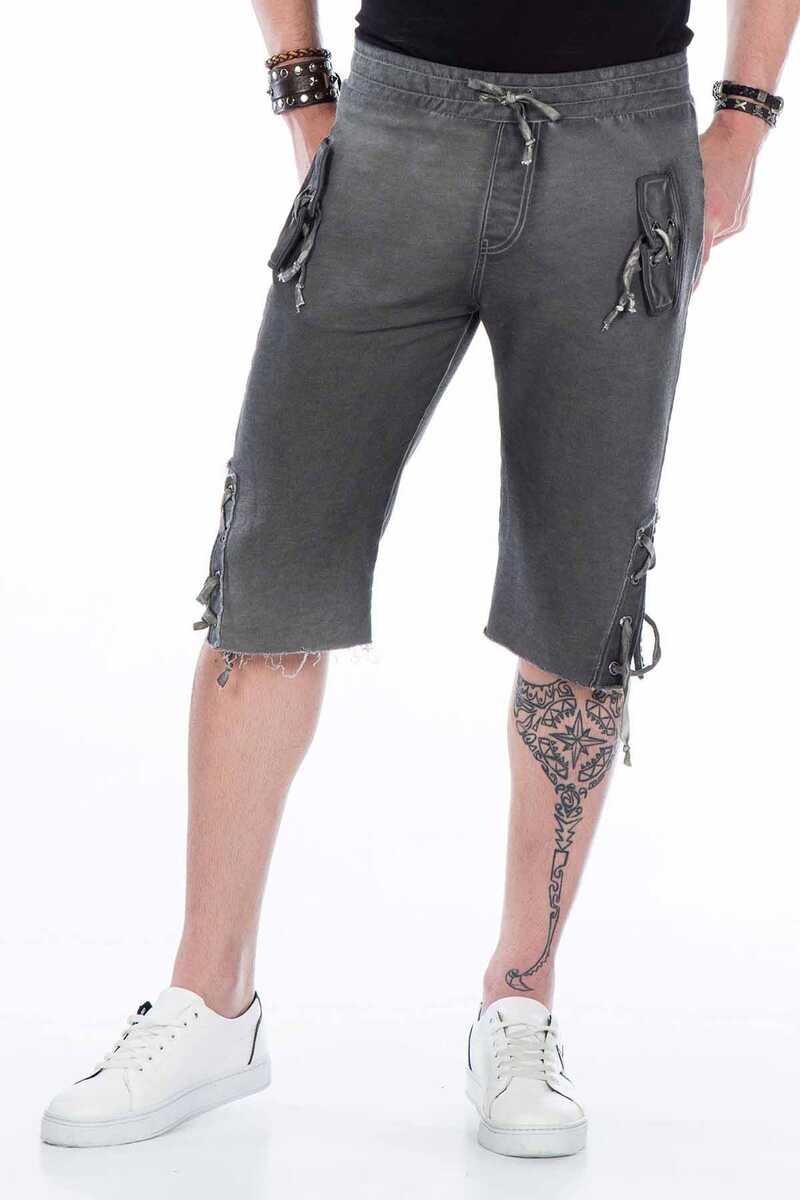 CK168 Hombres capri en el aspecto tradicional de vestuario tradicional
