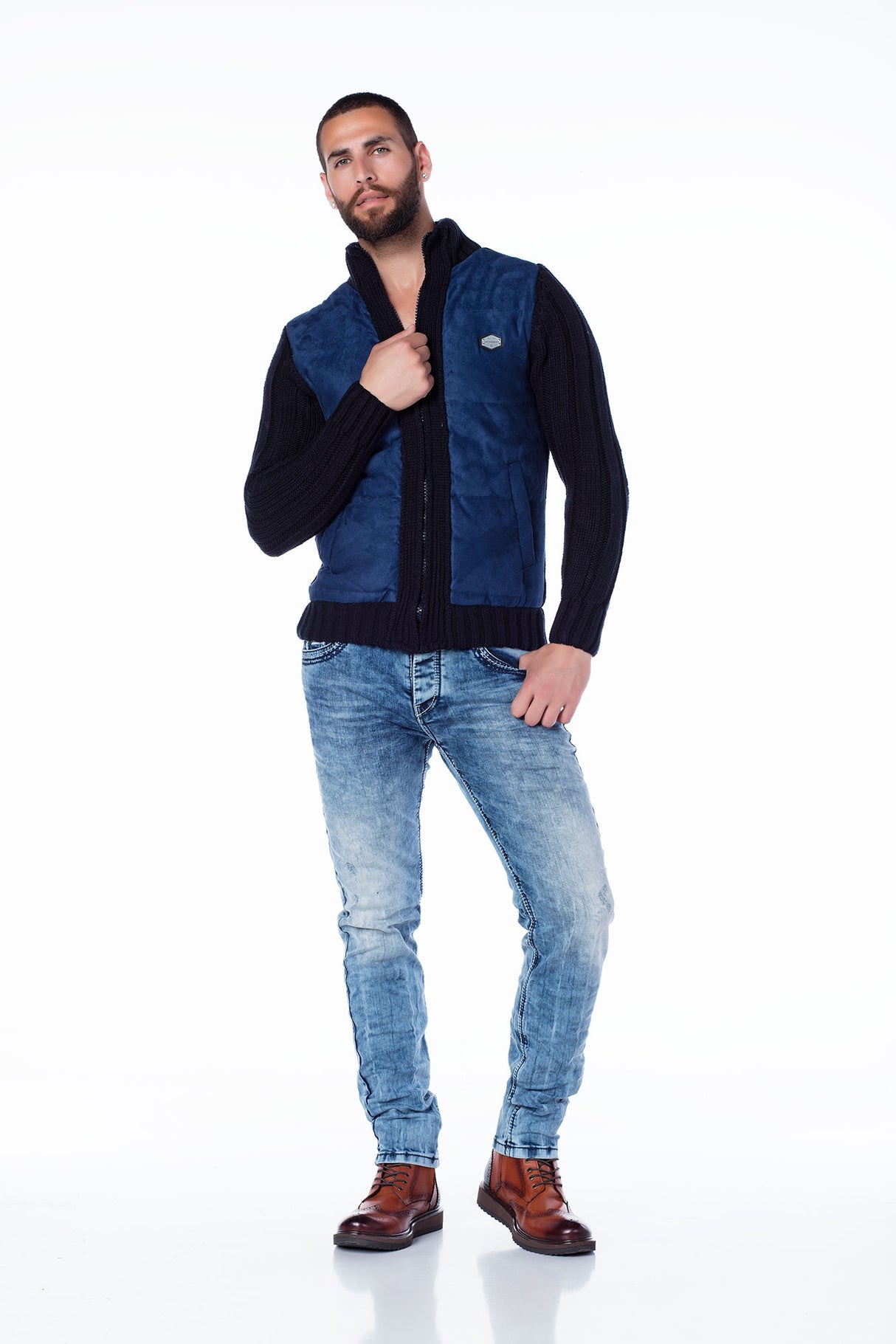 CP136 Camel Men Sweater