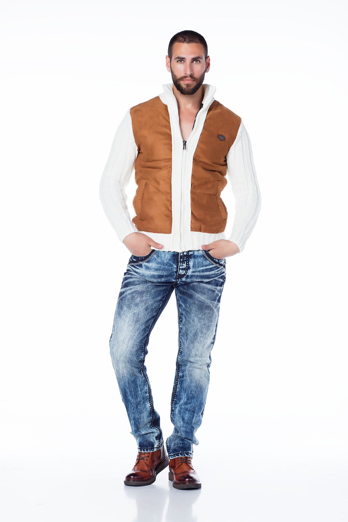 CP136 Camel Men Sweater
