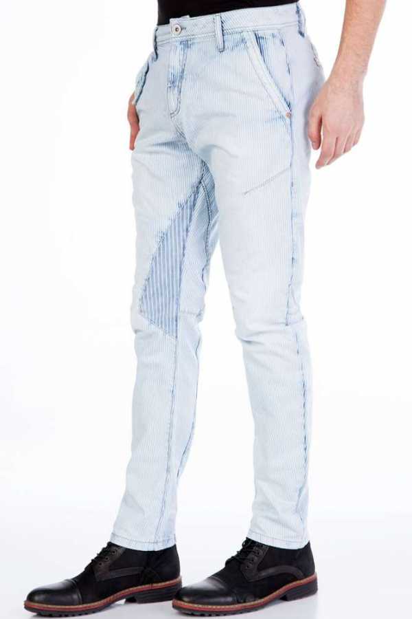 CD268 Jeans pour hommes slim-fit avec un design élégant et stylé