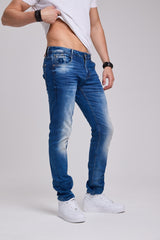 CD319B jeans confortable pour hommes avec un lavage décontracté en coupe slim-fit 