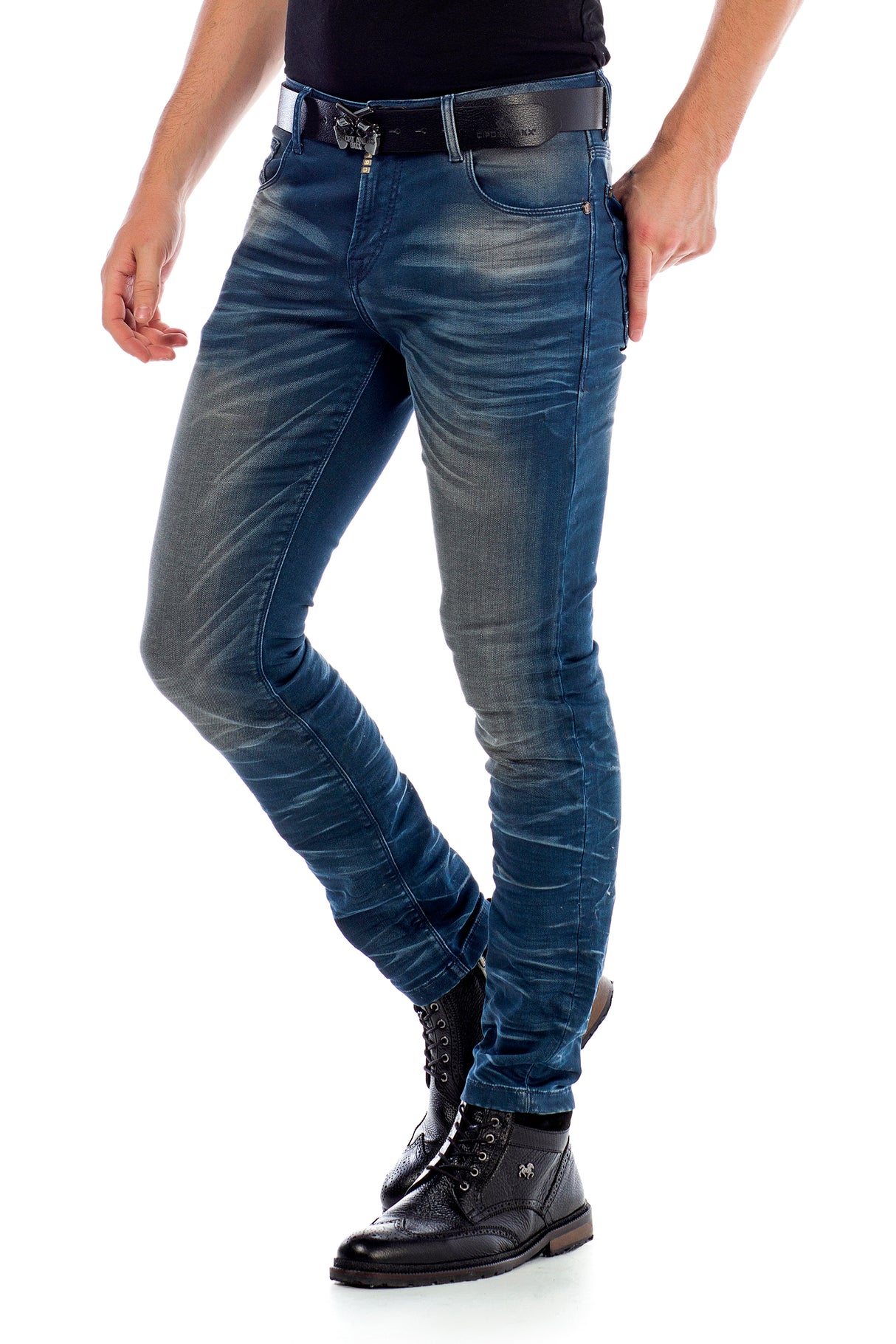  CD492  Jeans Slim-Fit para Hombre