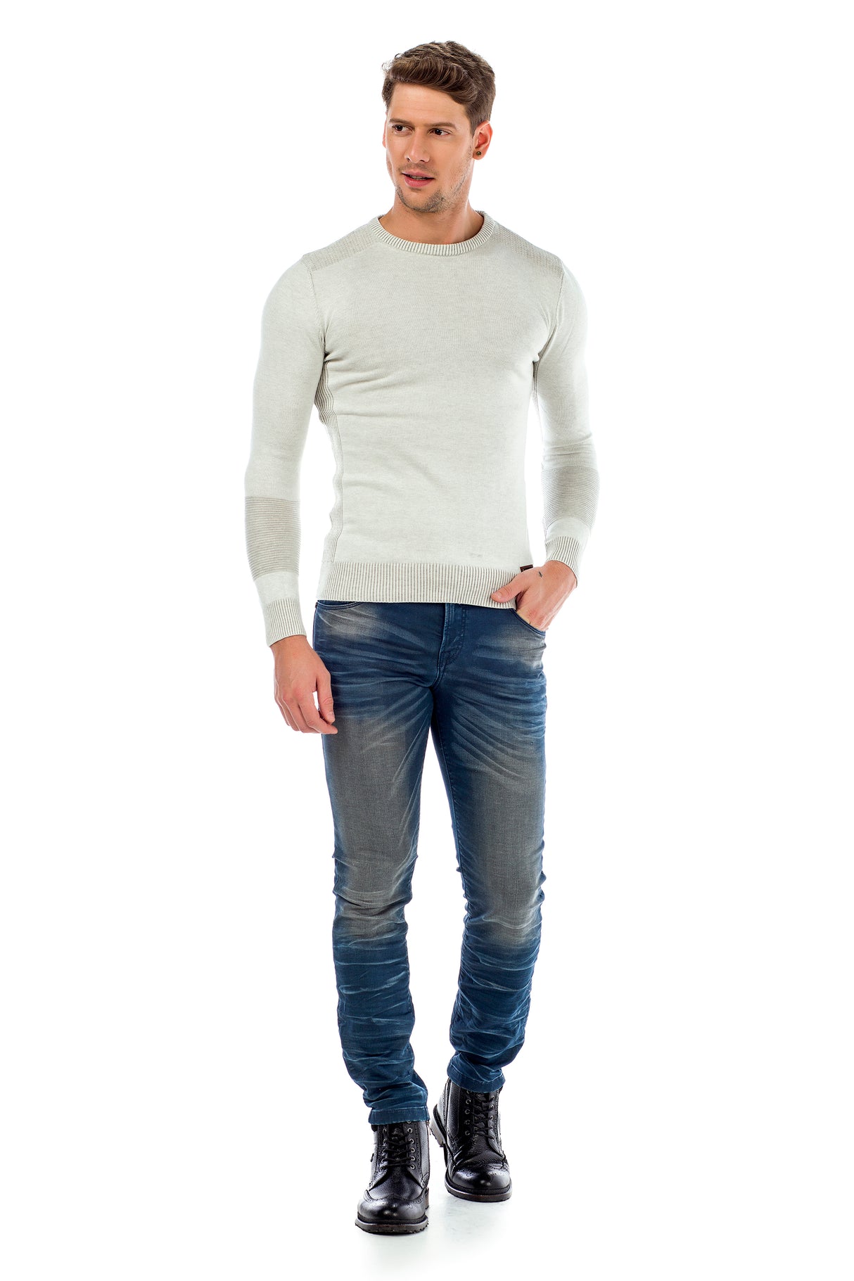  CD492  Jeans Slim-Fit para Hombre