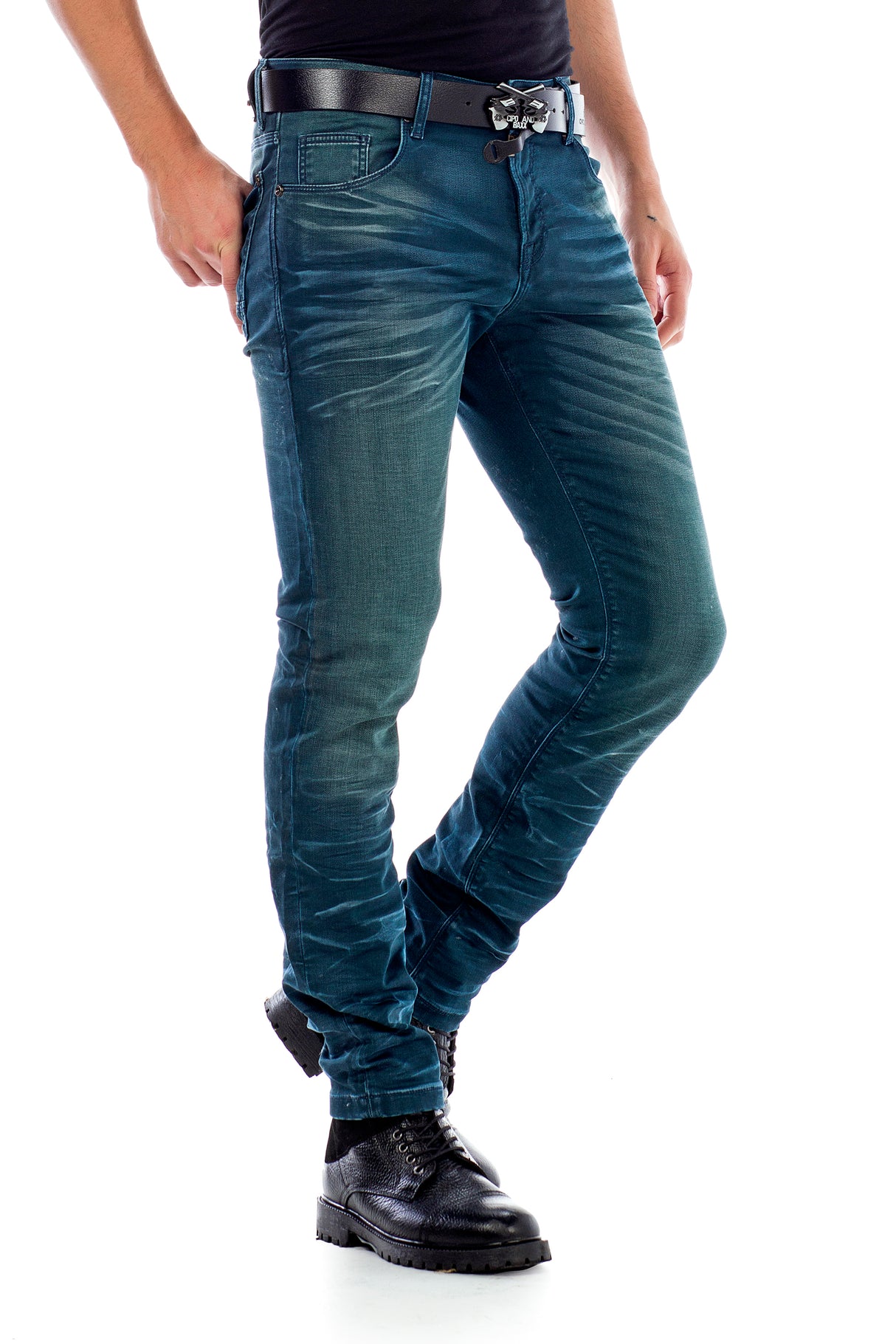  CD492  Jeans Slim-Fit para Hombre