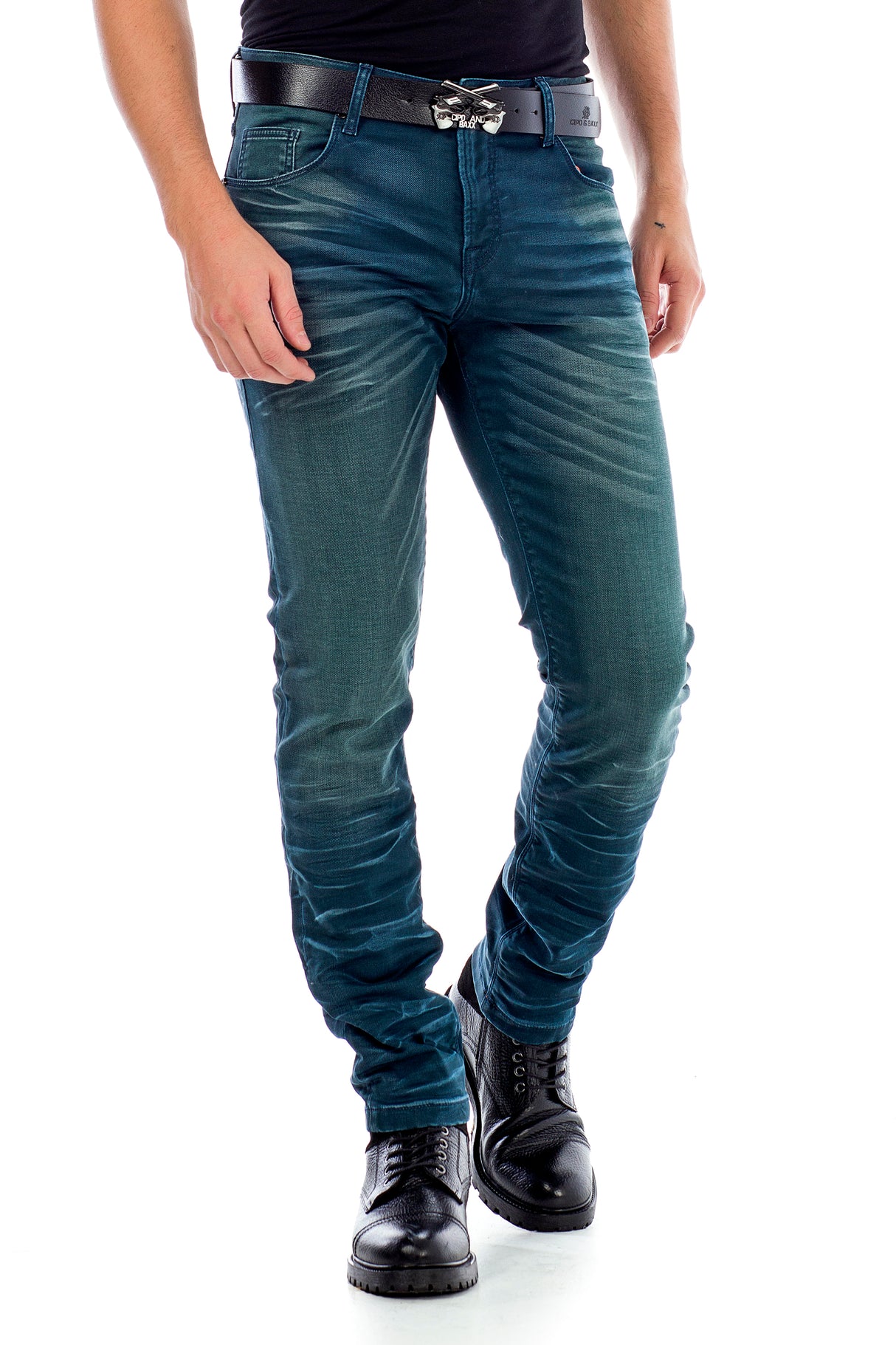  CD492  Jeans Slim-Fit para Hombre