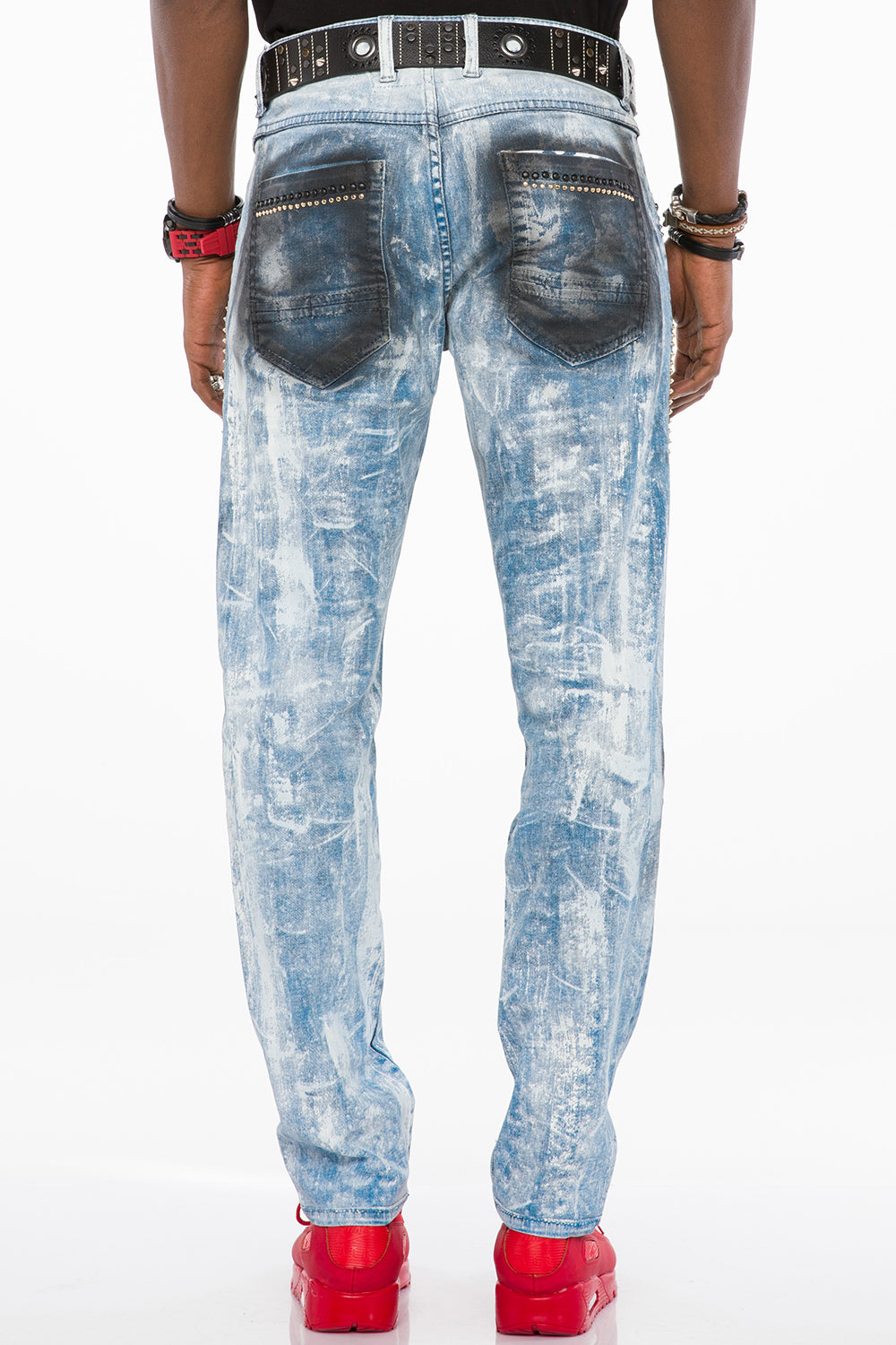Jeans delgados de hombres de hombres CD526 en un aspecto de uso casual