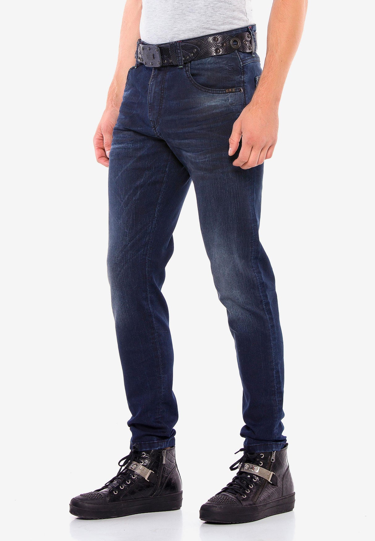 CD540 Jeans pour hommes, coupe slim-fit