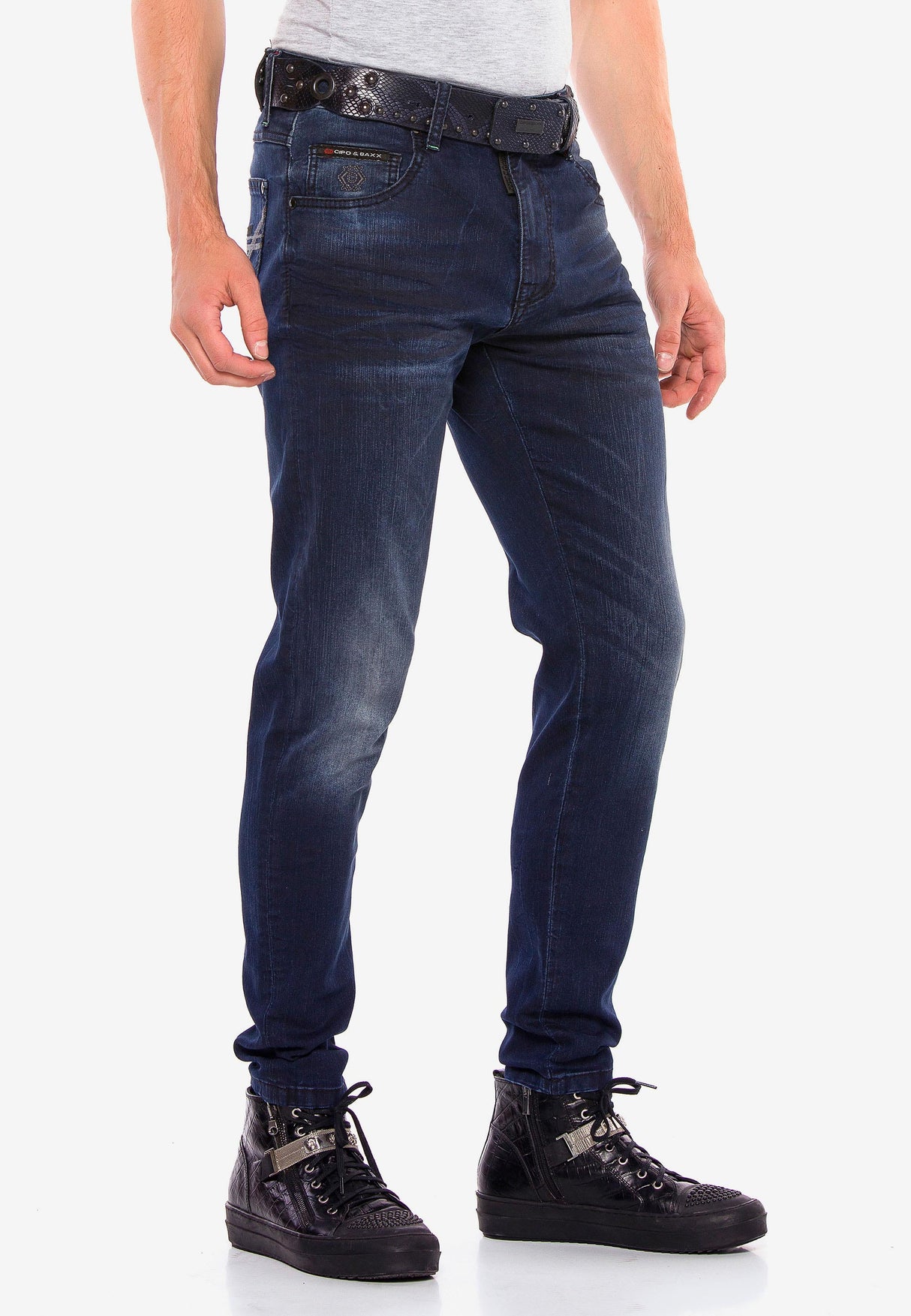 CD540 Jeans pour hommes, coupe slim-fit