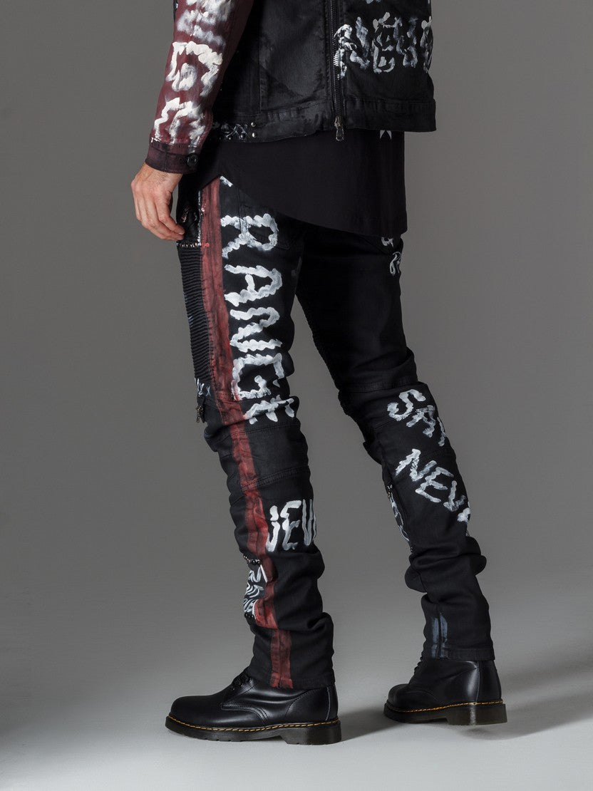 CD571 Men Straight Fit Jeans con letras geniales