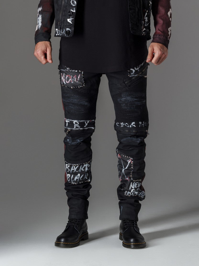 CD571 Men Straight Fit Jeans con letras geniales
