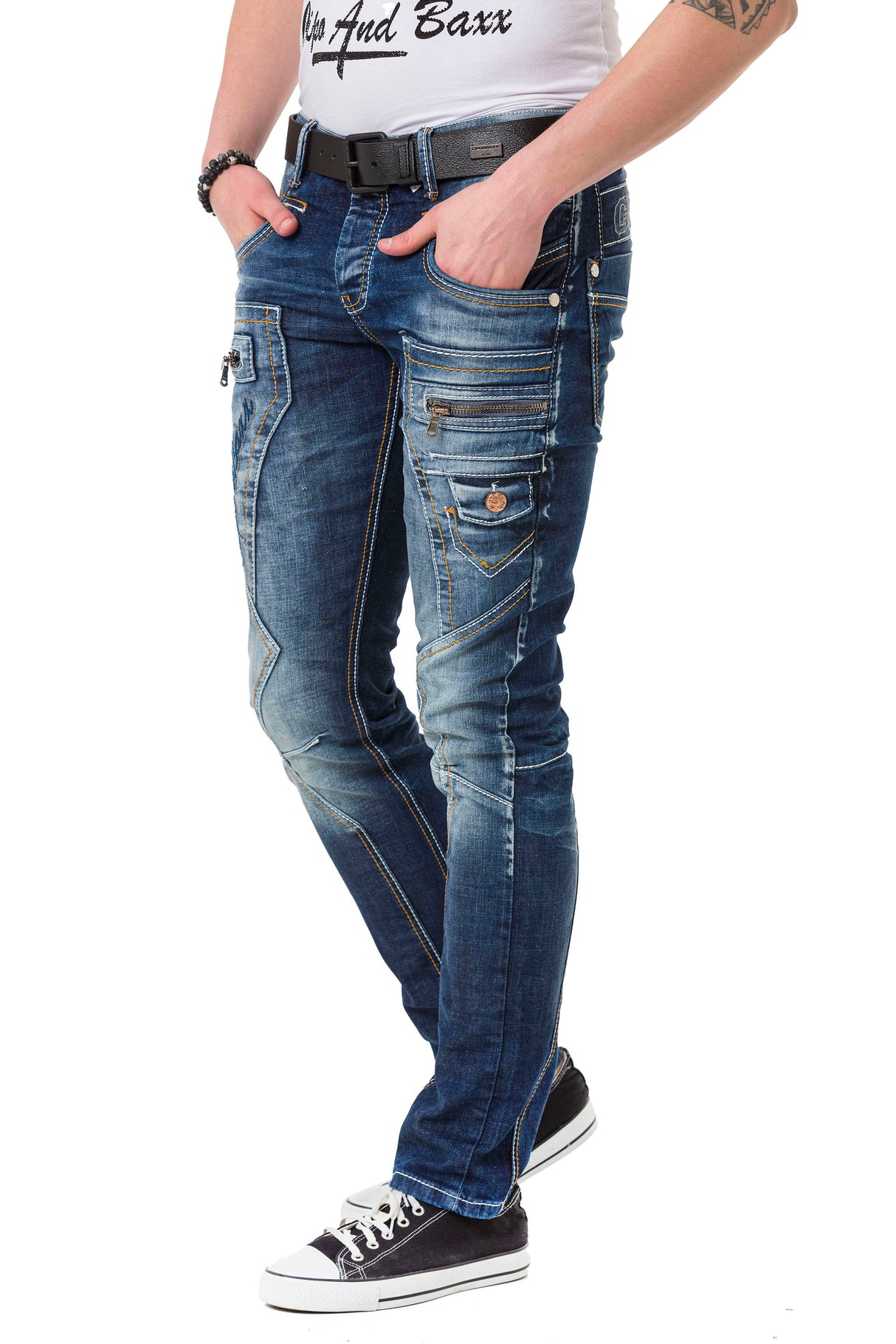 CD584 Jeans cómodos para hombres con costuras de contraste