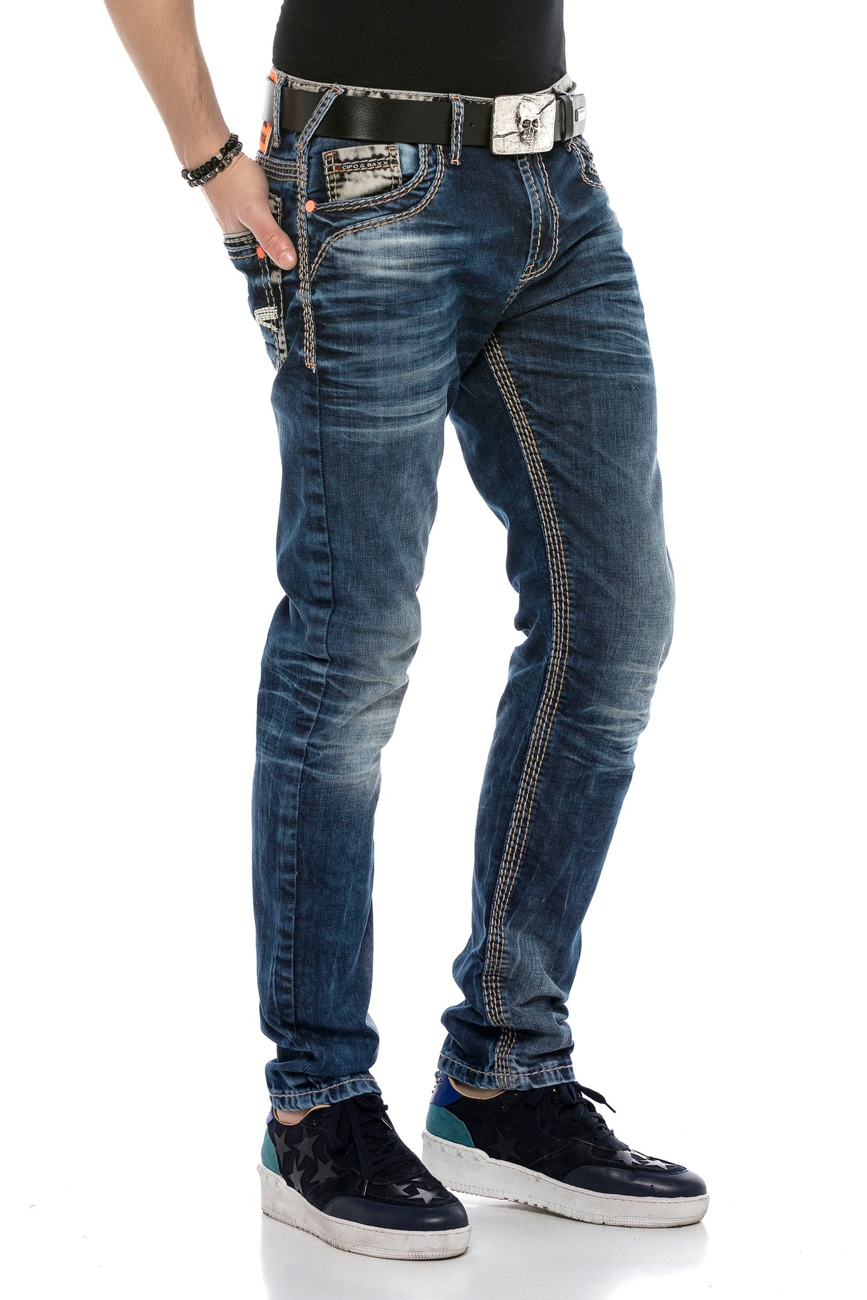 CD593 Jeans cómodos para hombres con costuras decorativas