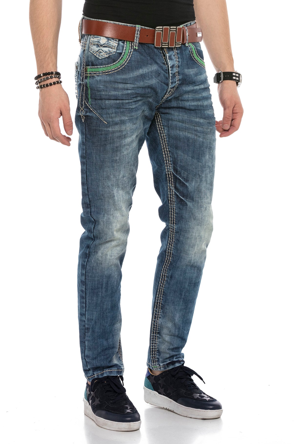 CD597 Jeans cómodos para hombres con puntadas decorativas llamativas