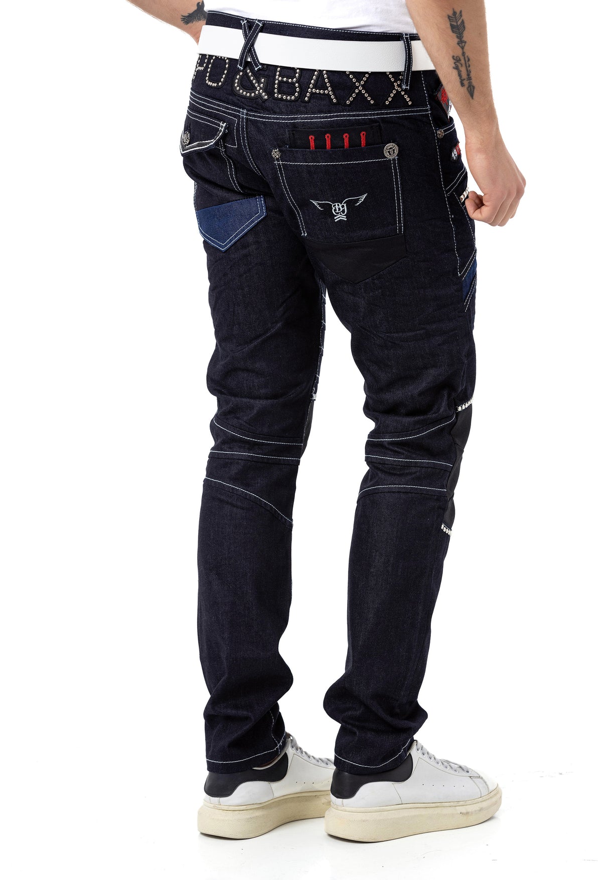 CD639 Men Straight Fit Jeans en diseño elegante