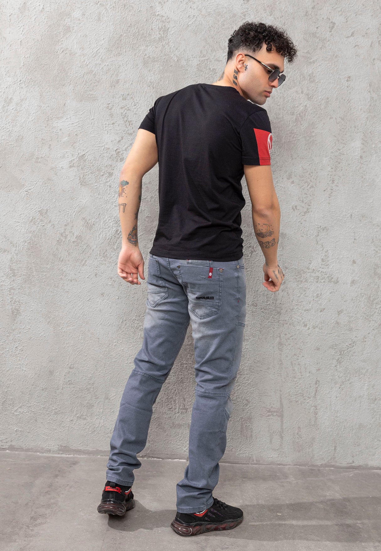 CD699 Tejanos gastados para hombre 