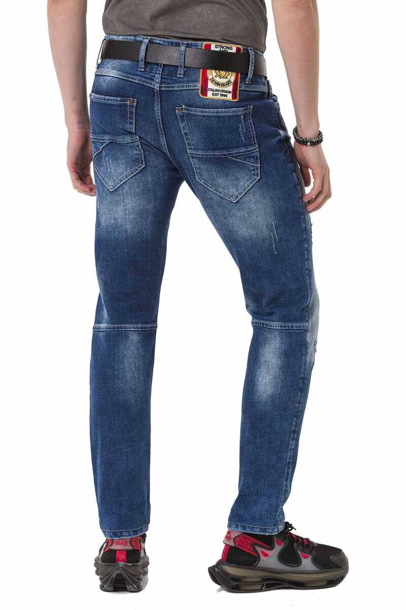 CD781 Men's Straight-Jeans in a fashionable destroyed look