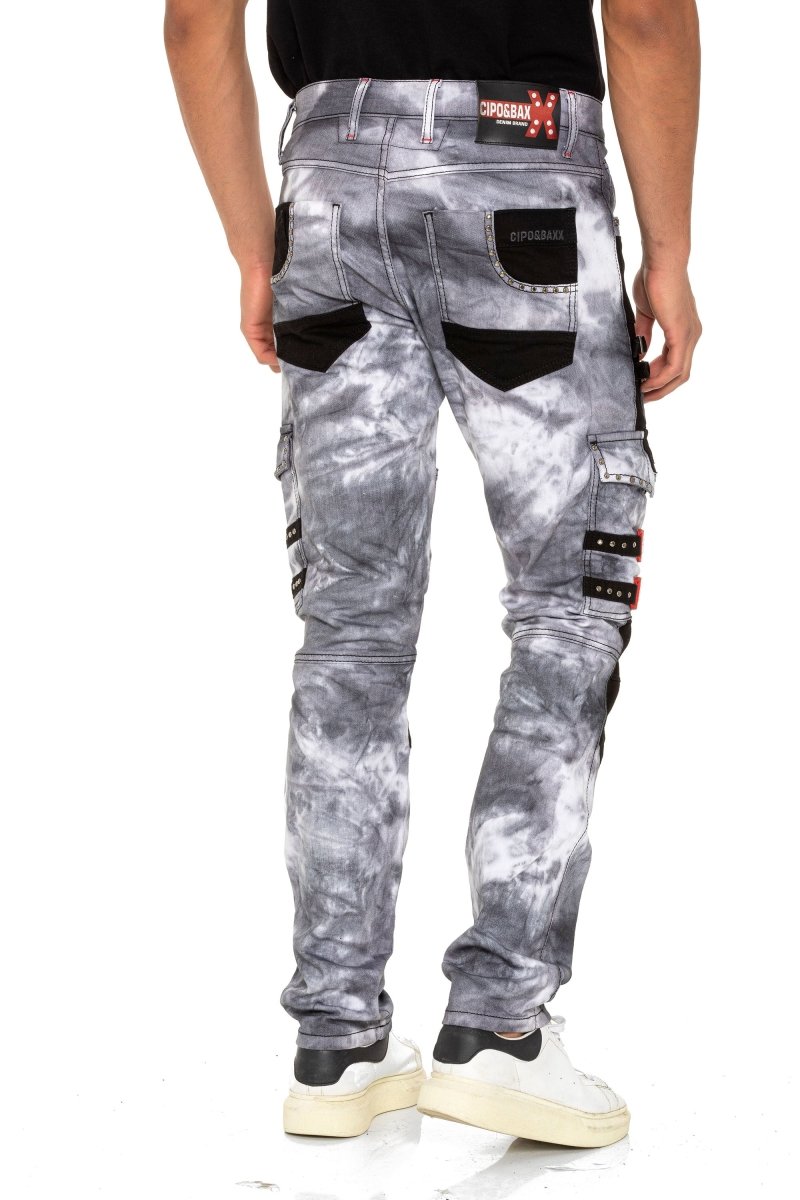 CD805 Hombres Jeans de motociclista de ajuste regular con parche de cuero sintético