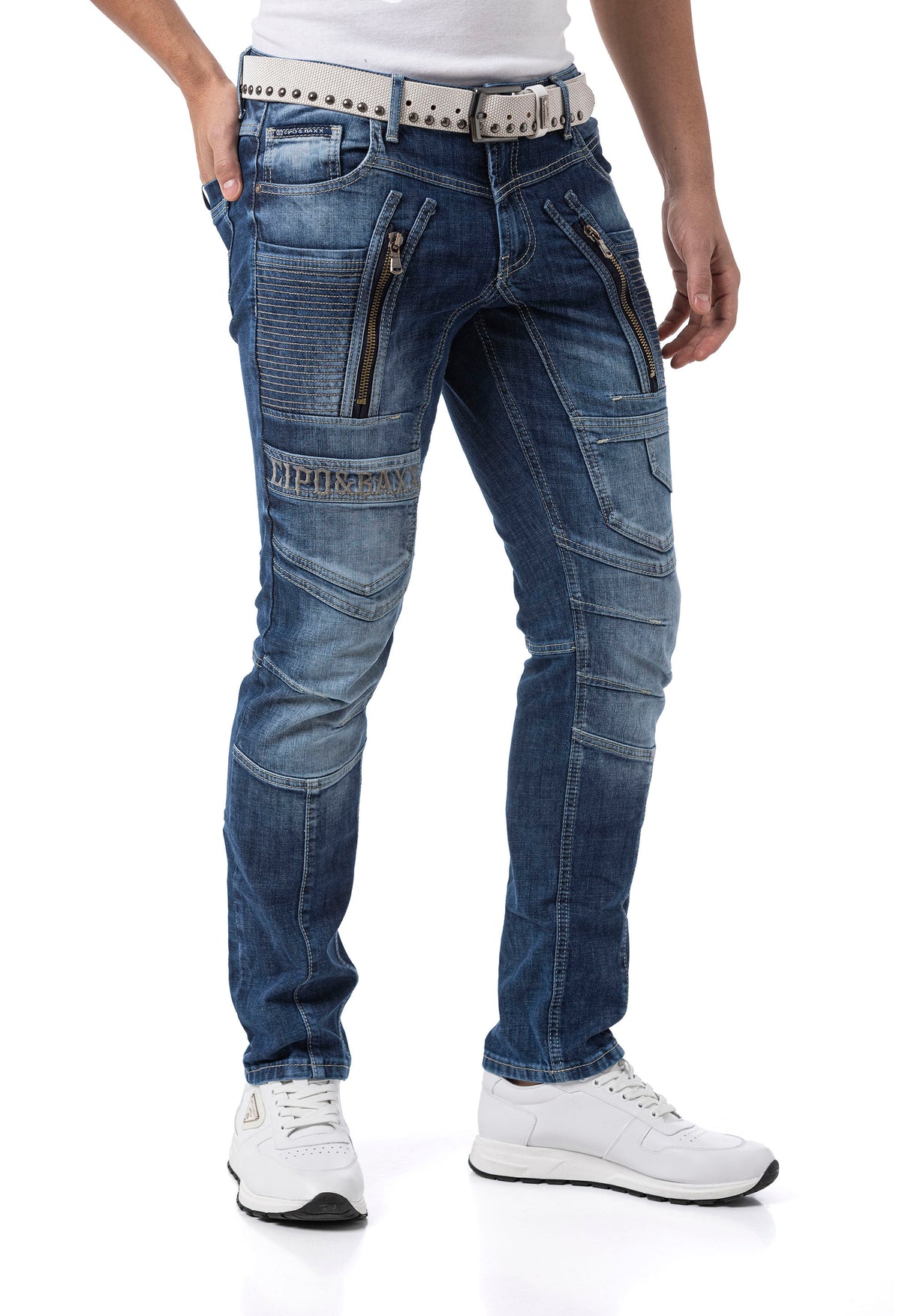 CD844 Straight Fit Jeans mit Reißverschluss