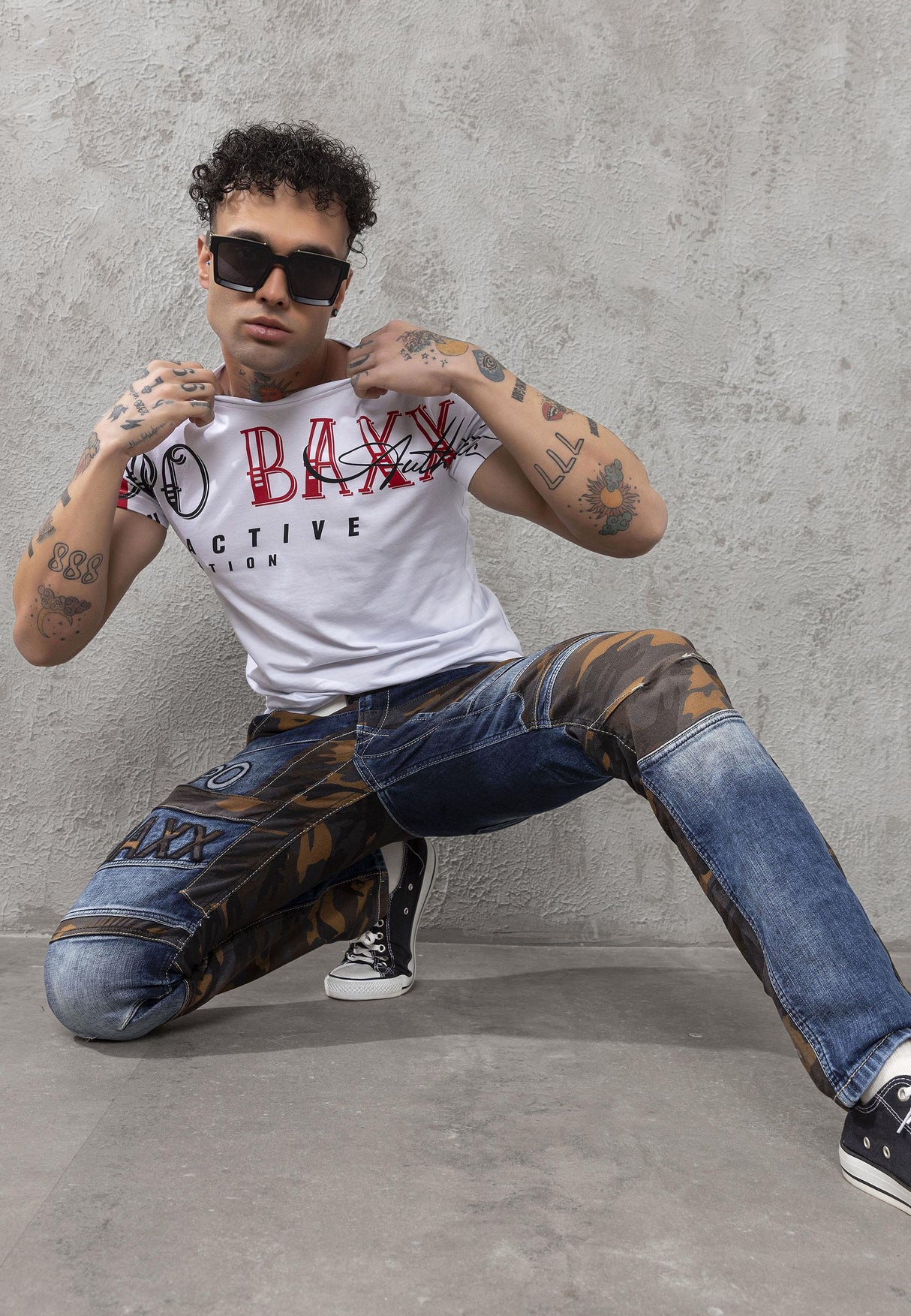 CD859 Jeans Rectos con parches para hombre 
