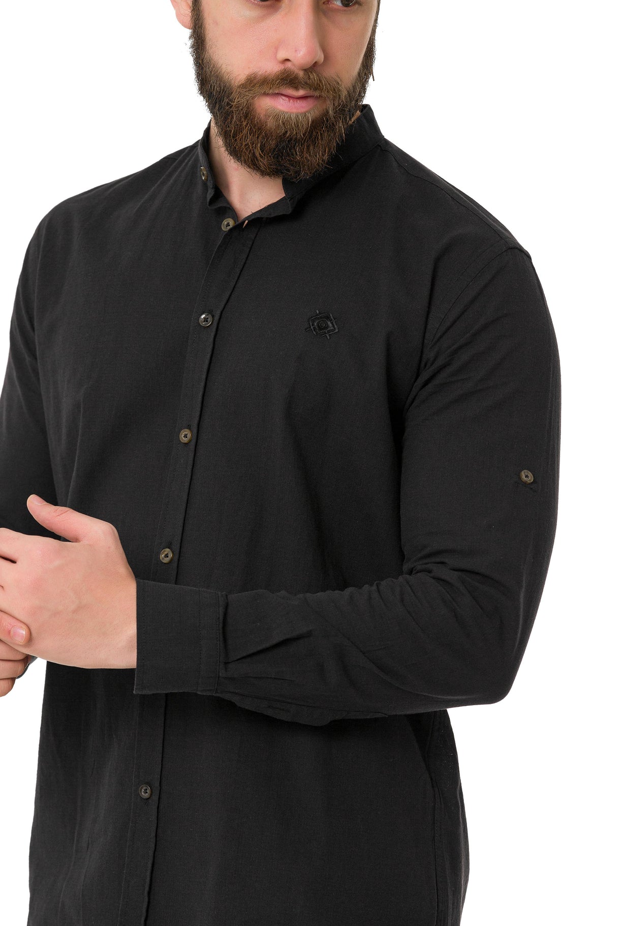 CH198 Camisa de manga larga para hombres con un aspecto clásico moderno