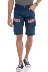 CK243 Men Capri Shorts en verano