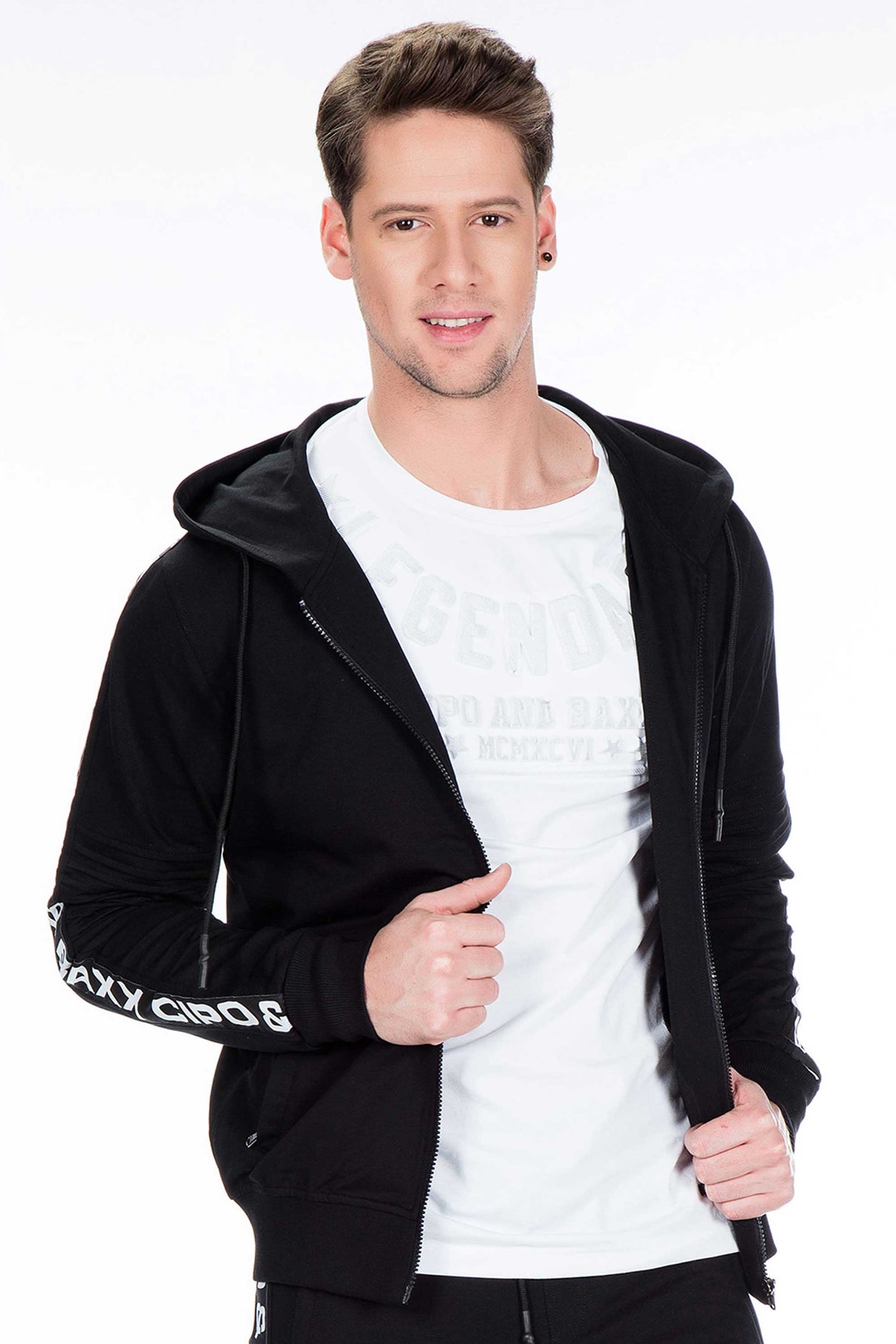 CL292 Chaqueta de sudor para hombres en un look deportivo clásico