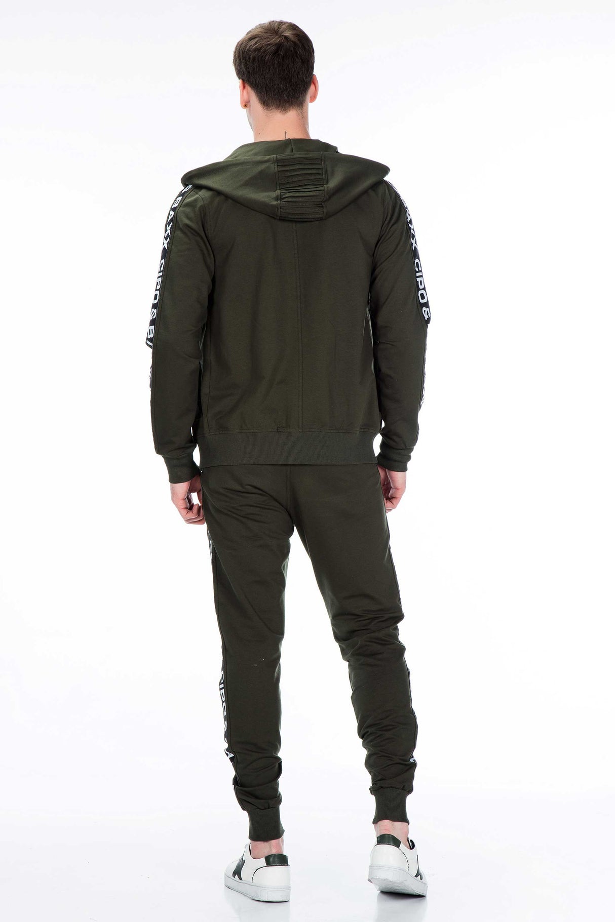 CL292 Chaqueta de sudor para hombres en un look deportivo clásico