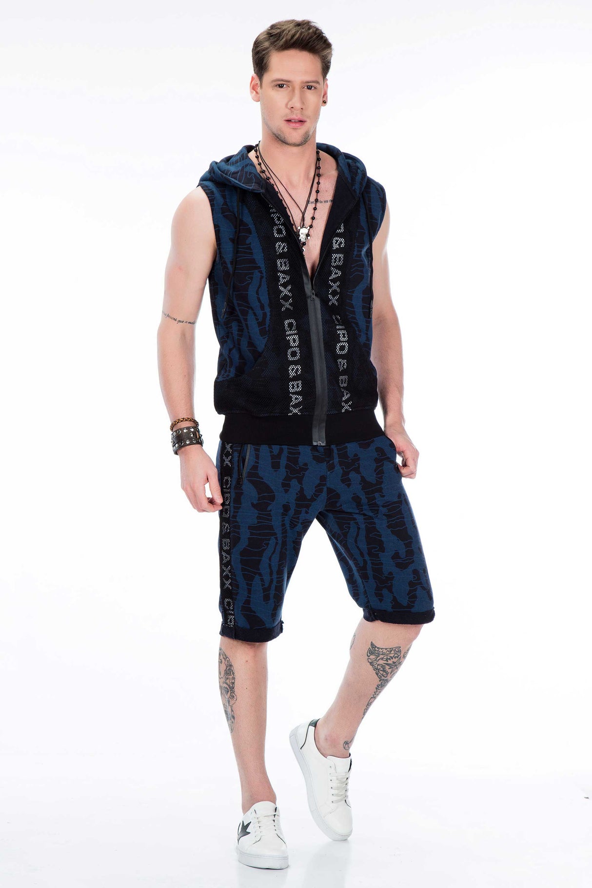 CL297 Hombres Soft Loute con una campana moderna