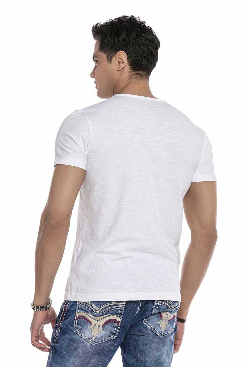 Camiseta para hombres CT648 en un aspecto deportivo