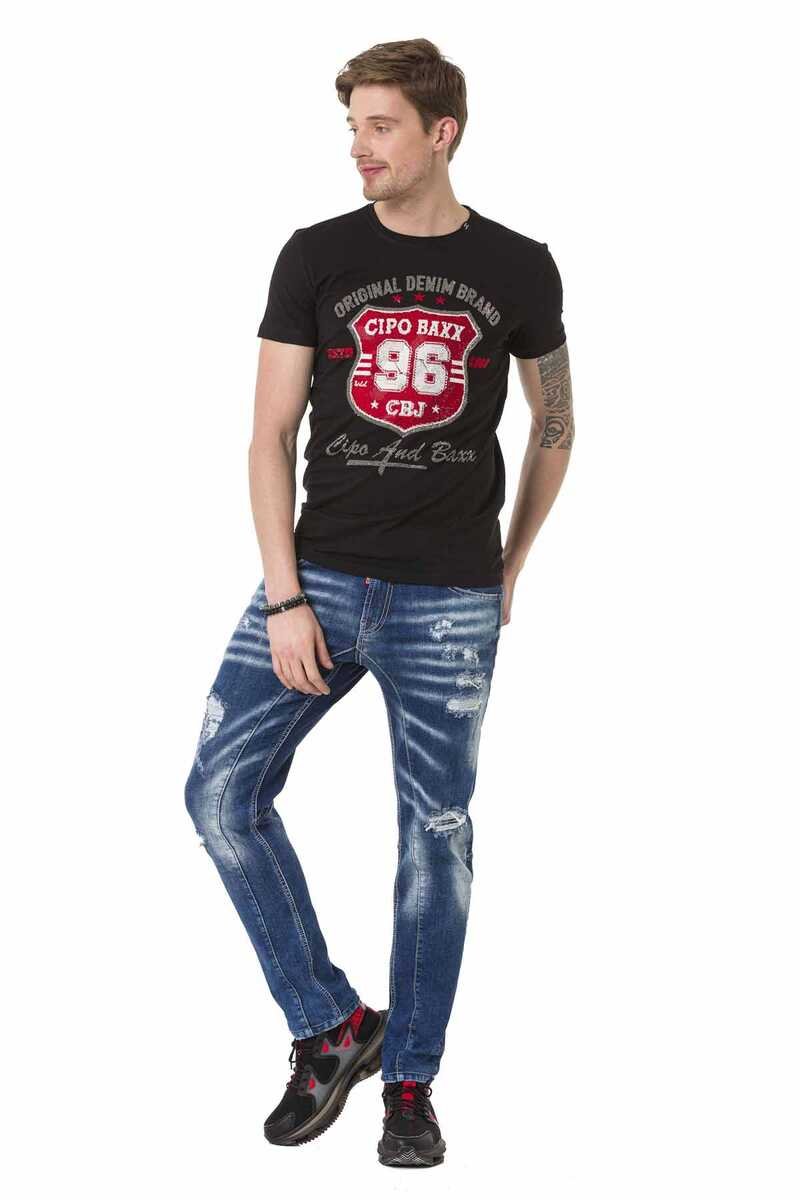 CT670 men's T-shirt with cool front print