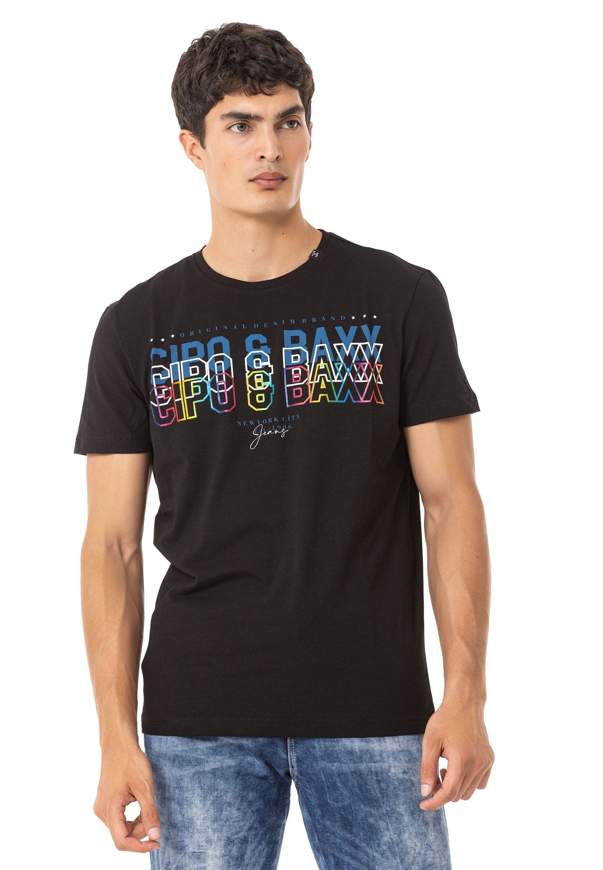 CT717 T-shirt homme avec impression chic sur la poitrine