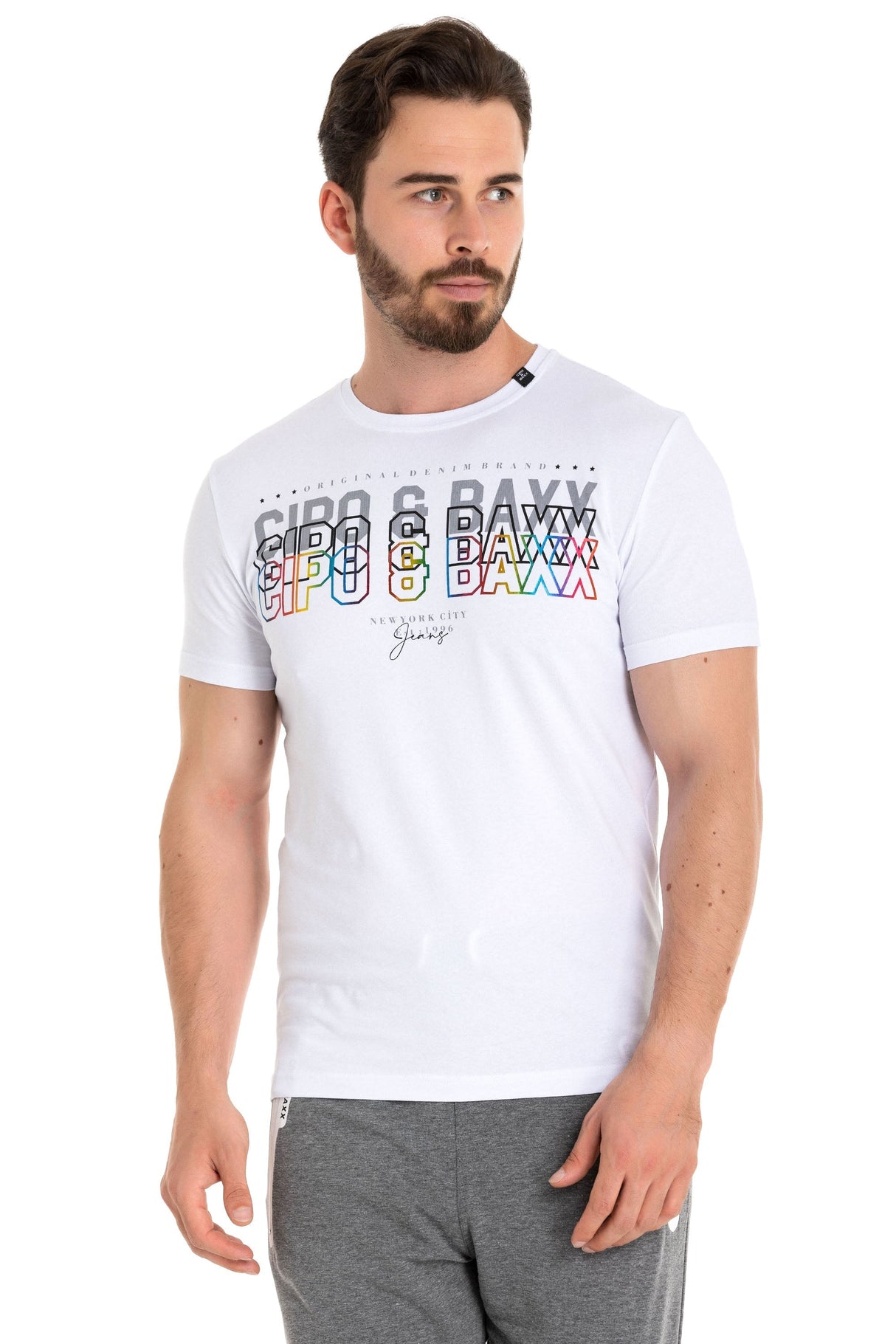 CT717 T-shirt homme avec impression chic sur la poitrine