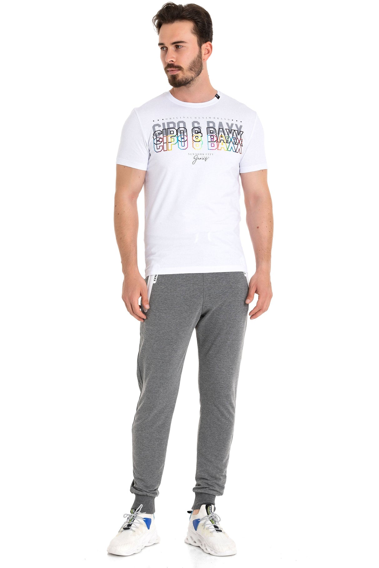 CT717 T-shirt homme avec impression chic sur la poitrine