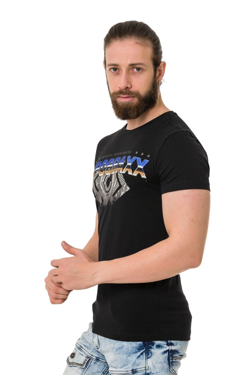 CT721 Camiseta para hombres  en una impresión de marca de aspecto extravagante