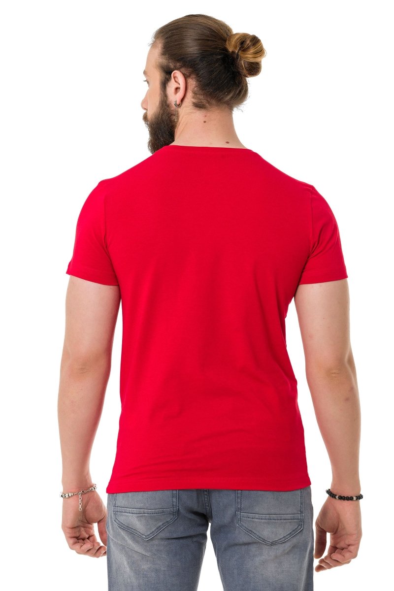 CT721 Camiseta para hombres  en una impresión de marca de aspecto extravagante
