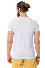 CT721 Camiseta para hombres  en una impresión de marca de aspecto extravagante